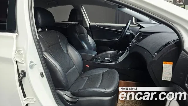 Hyundai Sonata Hybrid, 2013 — фото 12