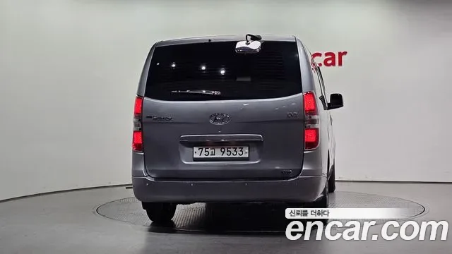 Hyundai Starex Grand Starex, 2012 — фото 4
