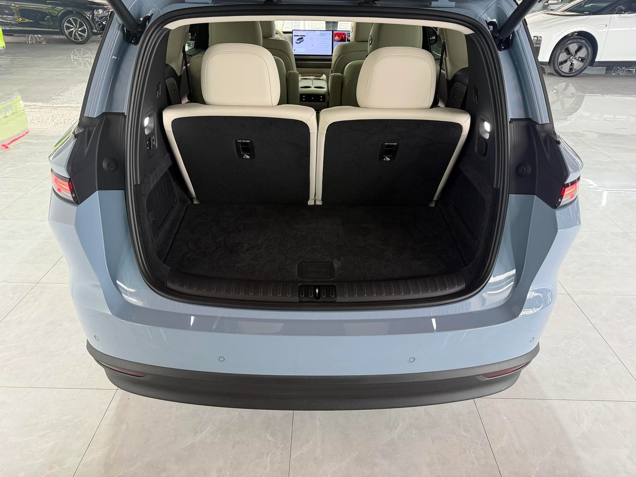 Li Auto ideal i8, 2025 — фото 9