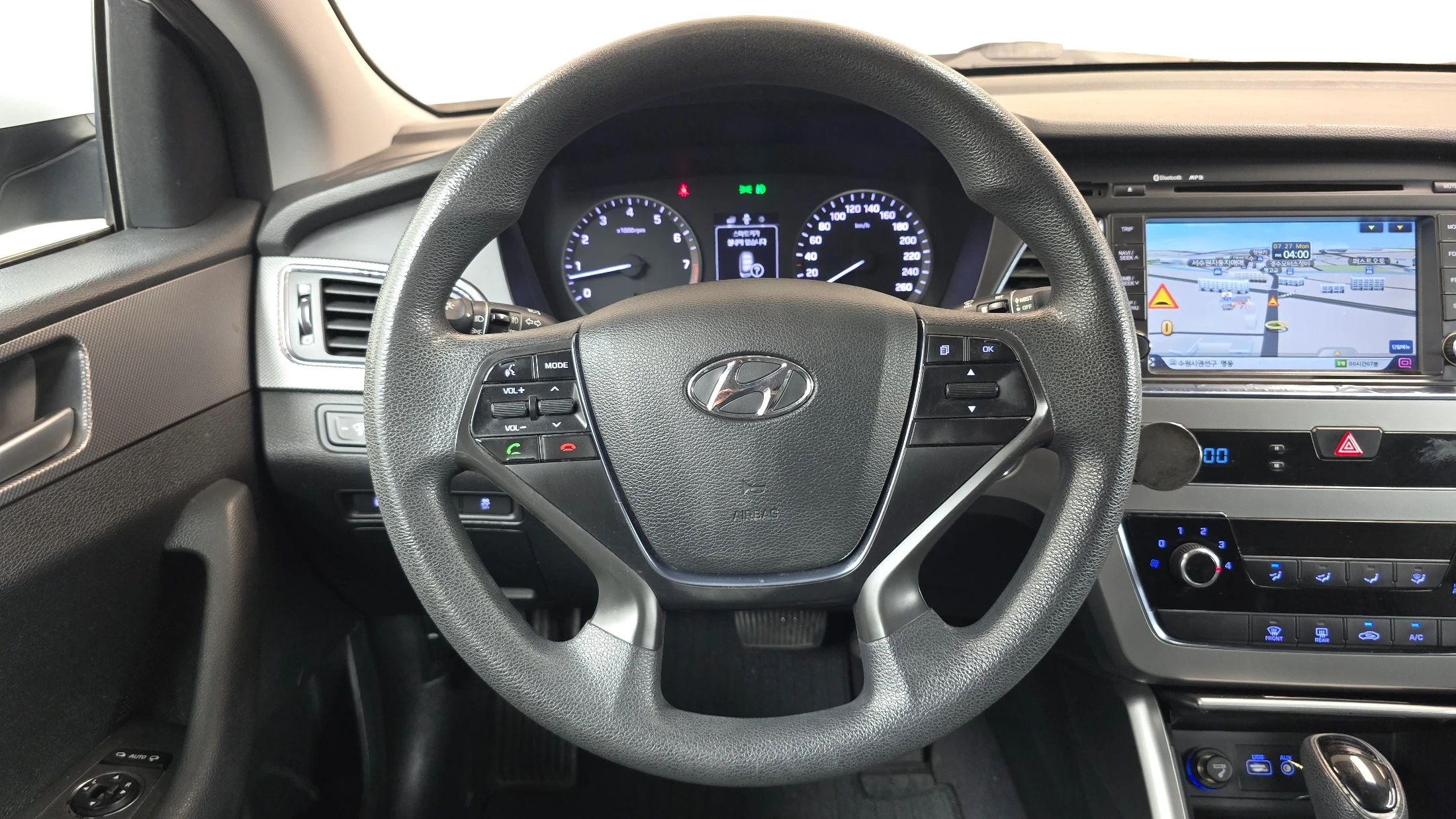 Hyundai Sonata LF Sonata, 2014 — фото 13