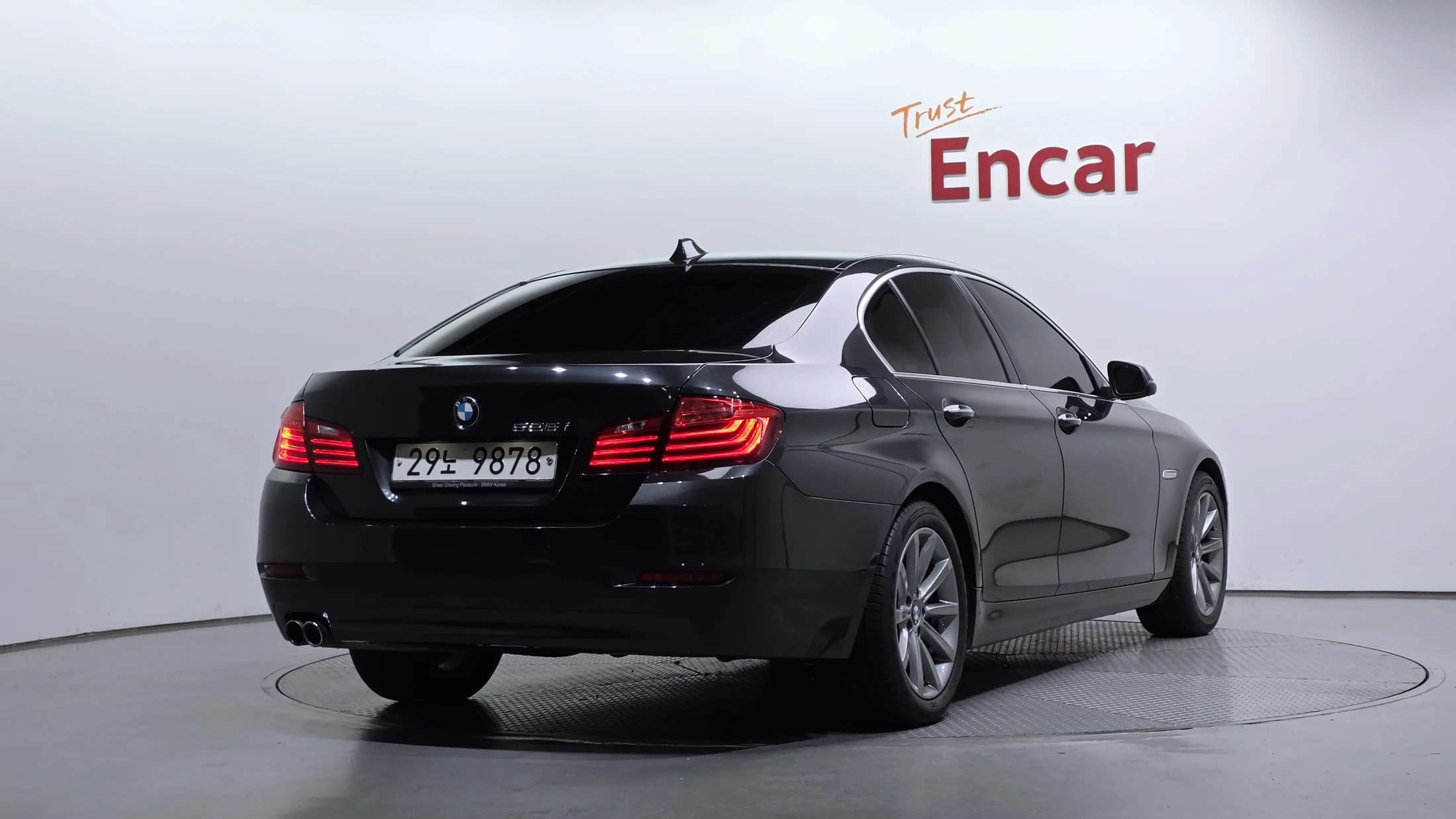 BMW 5-Series F10, 2014 — фото 2