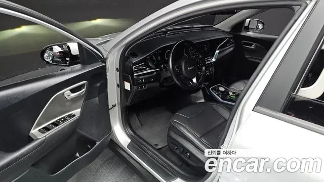 Kia Niro Plus, 2022 — фото 10