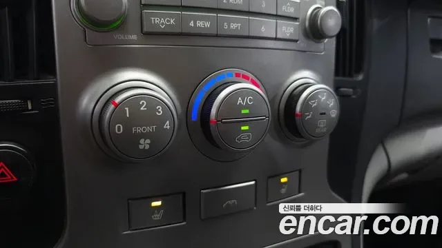 Hyundai Starex Grand Starex, 2011 — фото 15