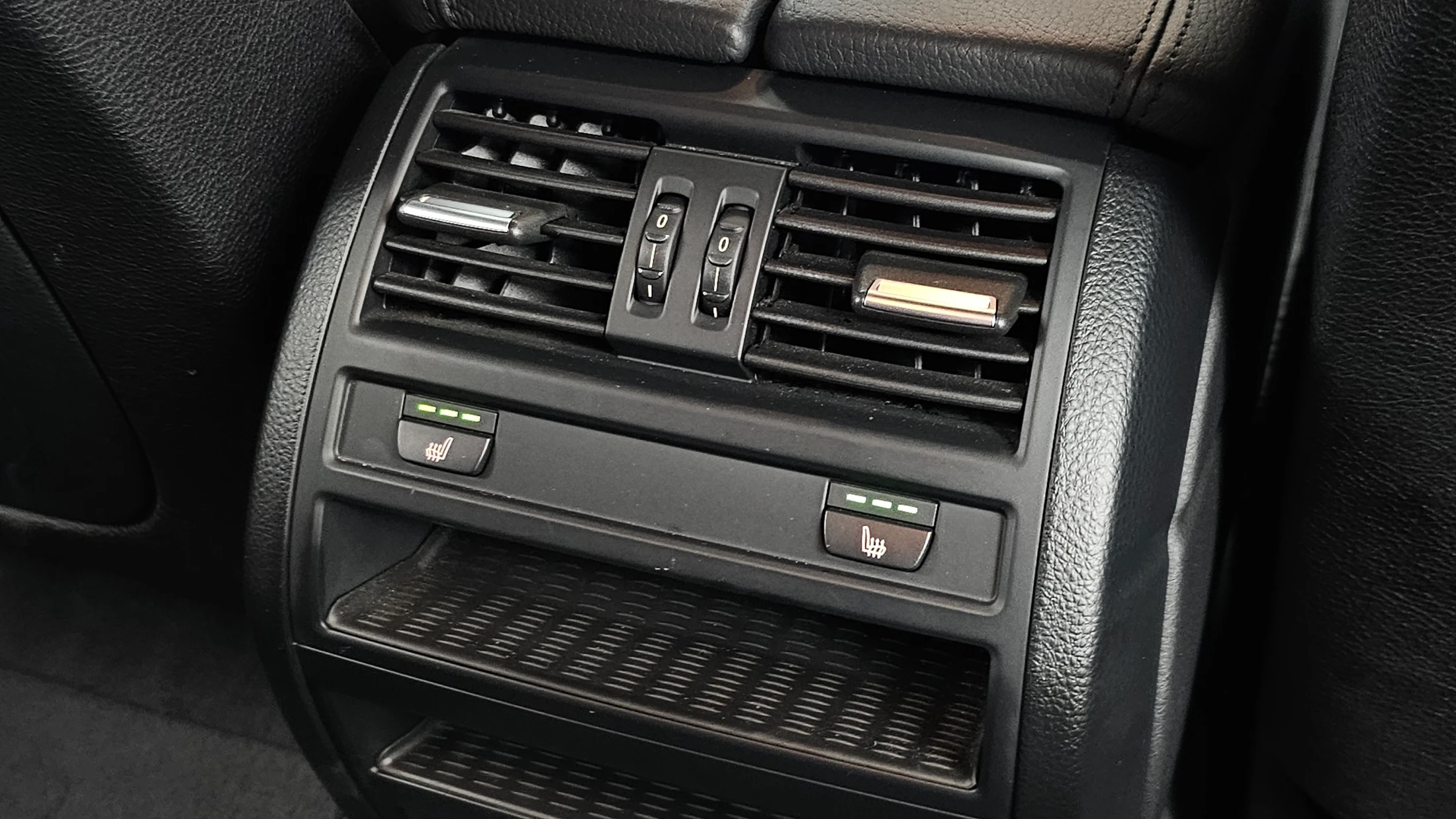 BMW 5-Series F10, 2014 — фото 18