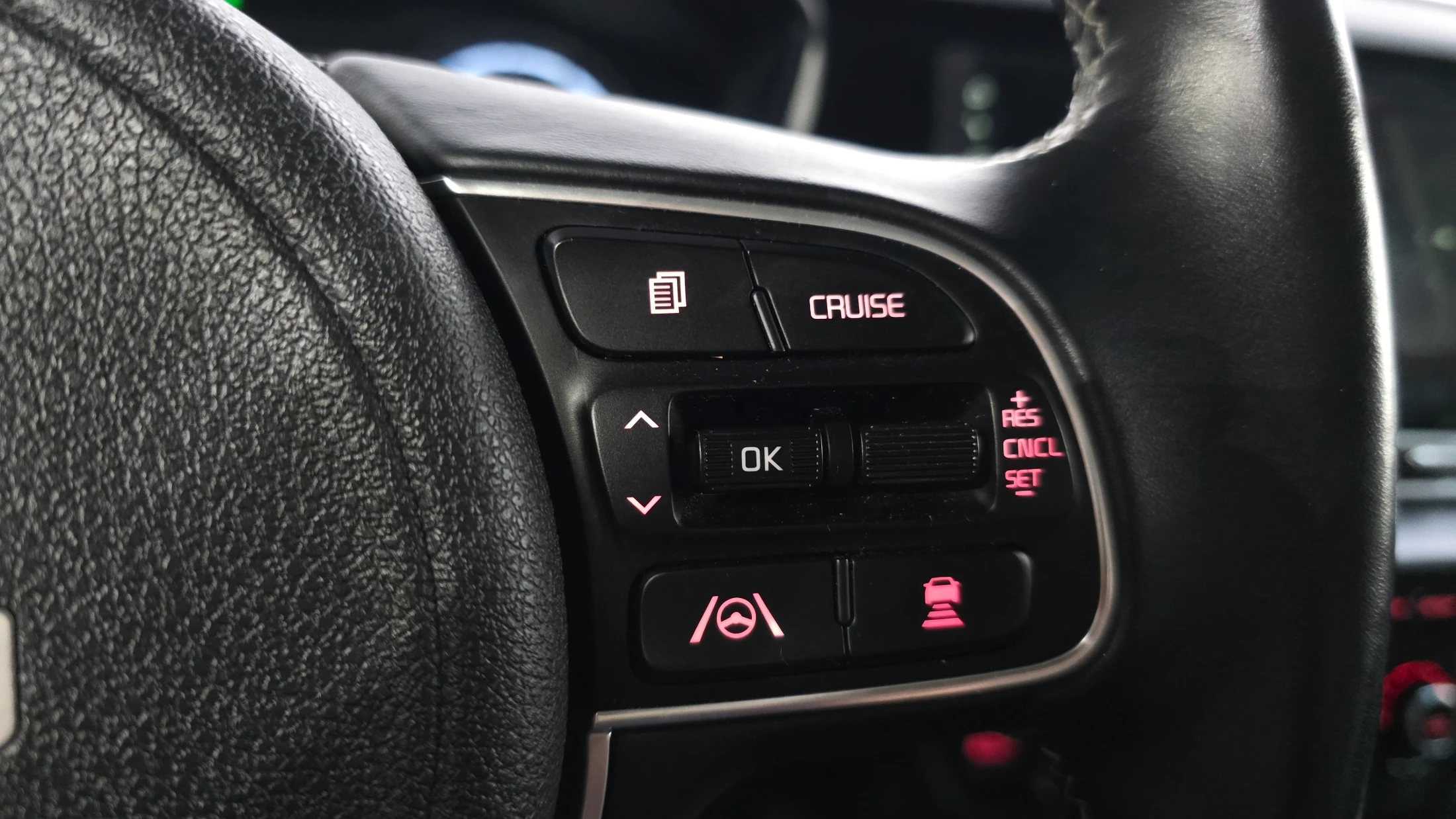 Kia Niro Plus, 2022 — фото 19