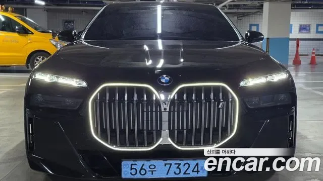 BMW I7 G70