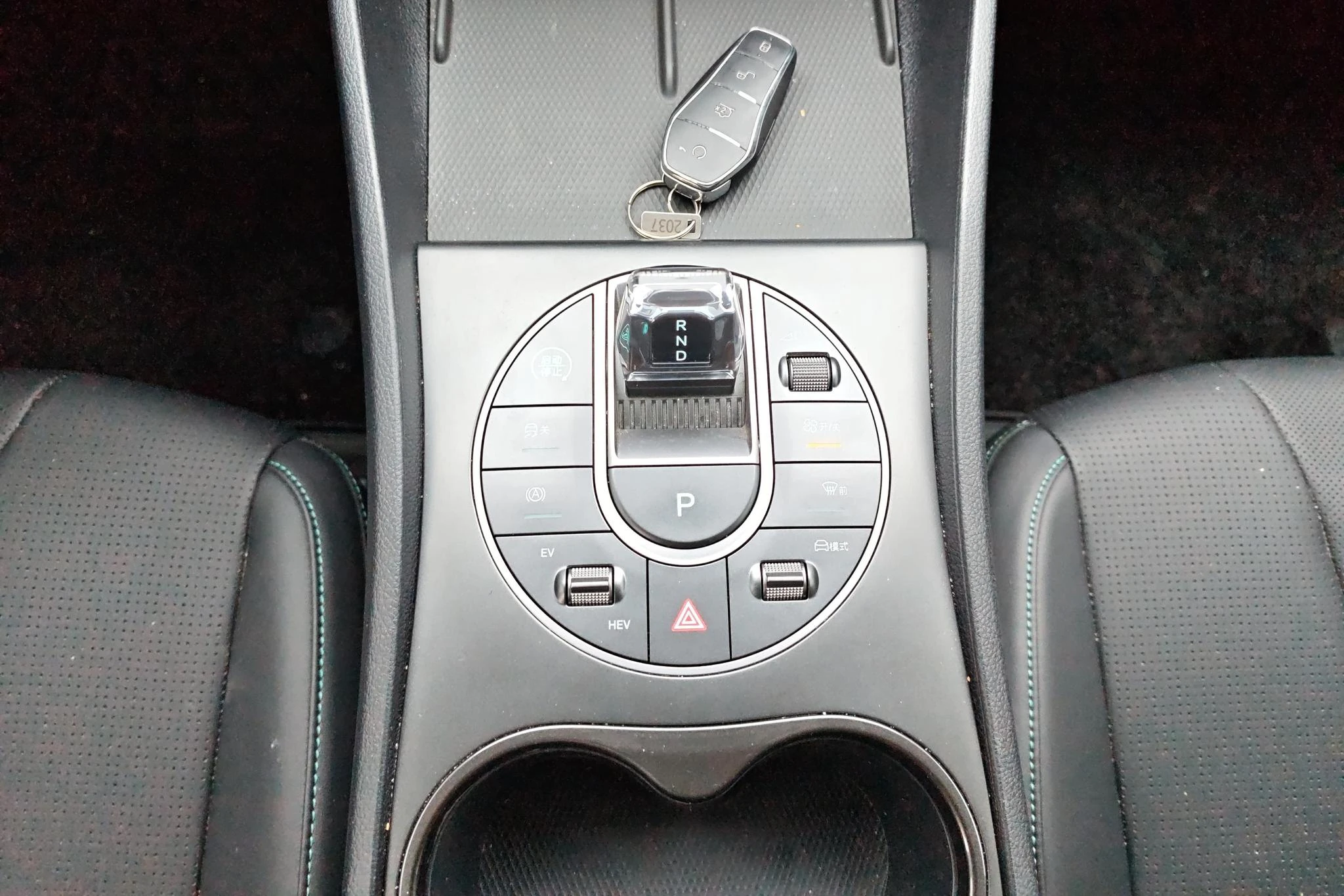 BYD Seal 05DM, 2025 — фото 16