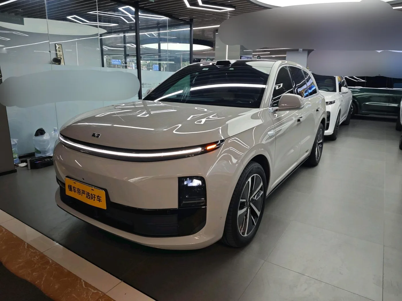 Li Auto Ideal L6
