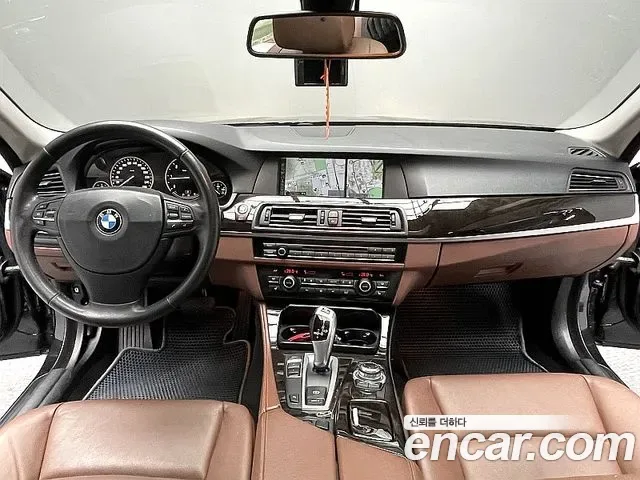 BMW 5-Series F10, 2012 — фото 7