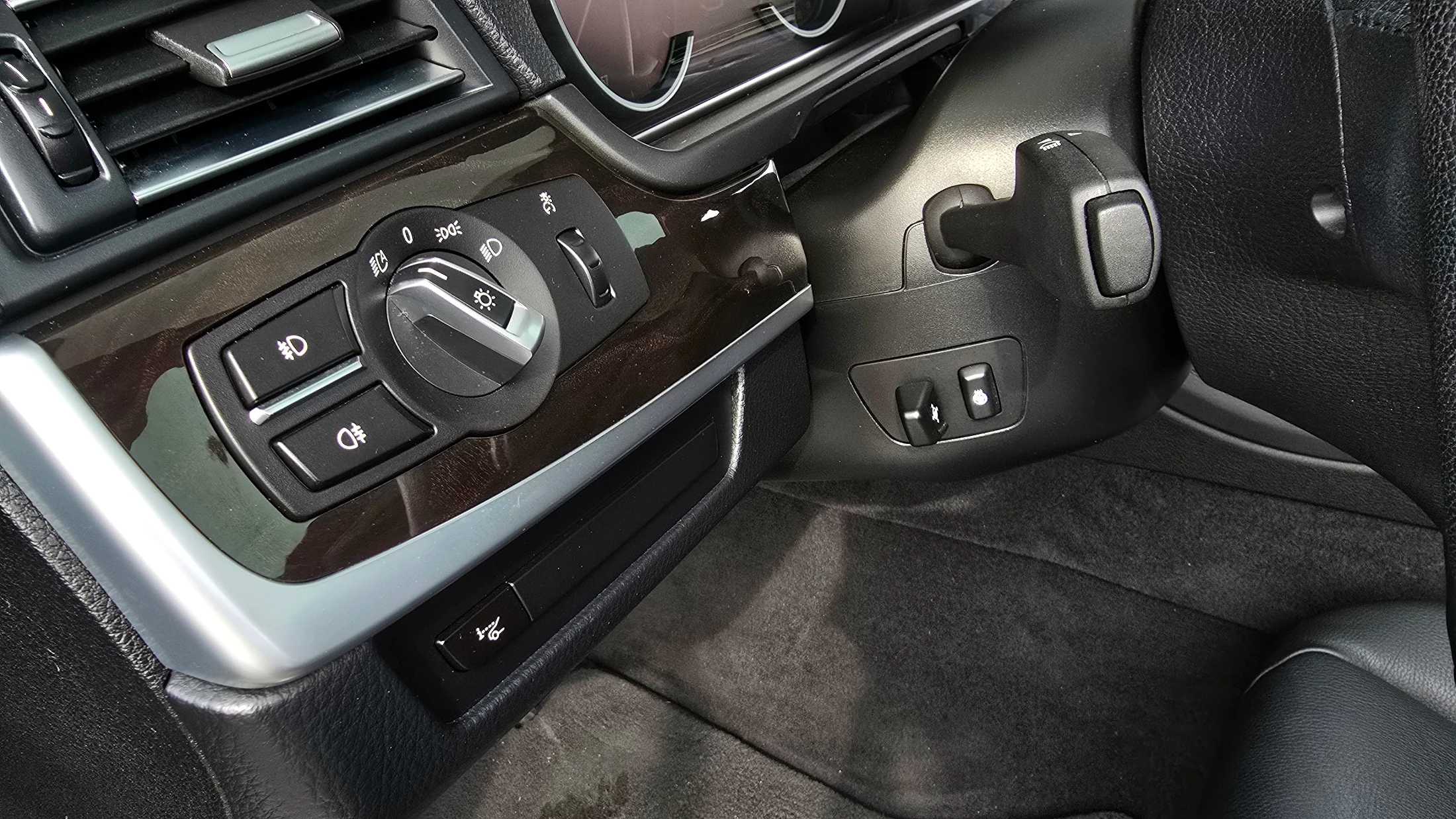 BMW 5-Series F10, 2013 — фото 17