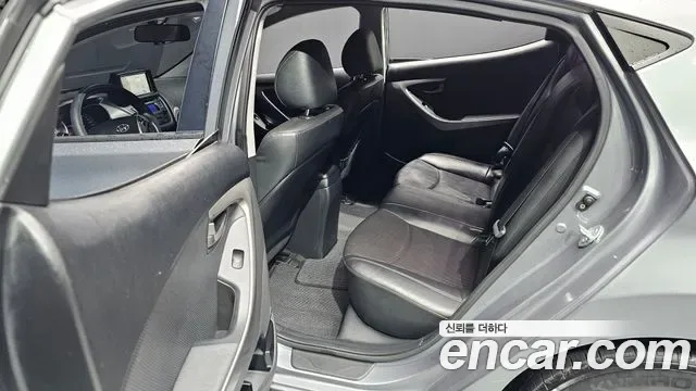 Hyundai Avante MD, 2013 — фото 29