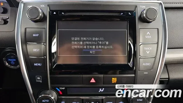Toyota Camry, 2016 — фото 17