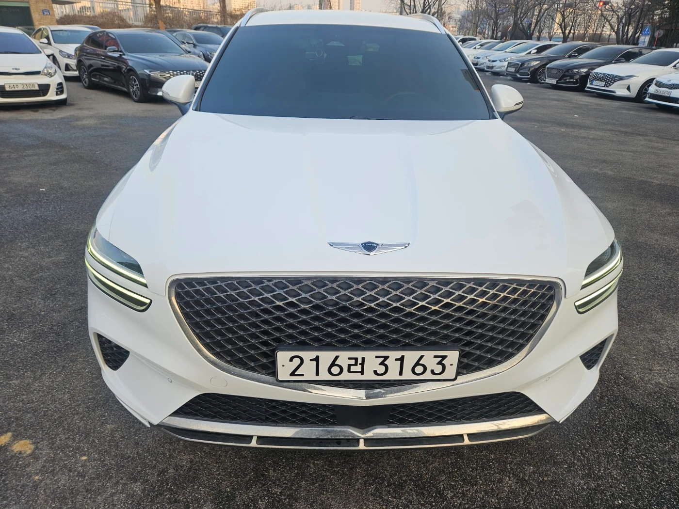 Genesis Gv70