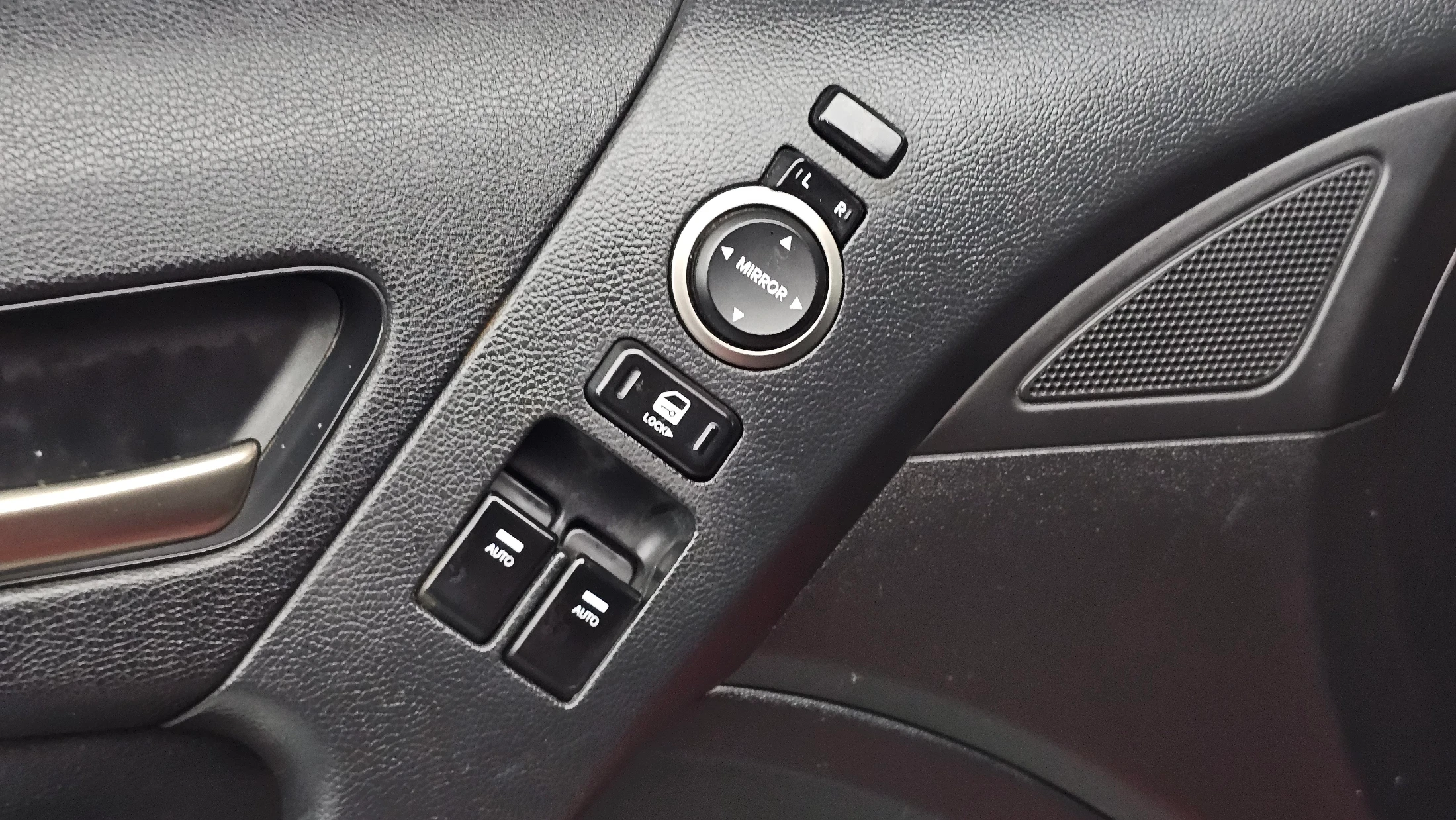 Hyundai Genesis Coupe, 2012 — фото 18