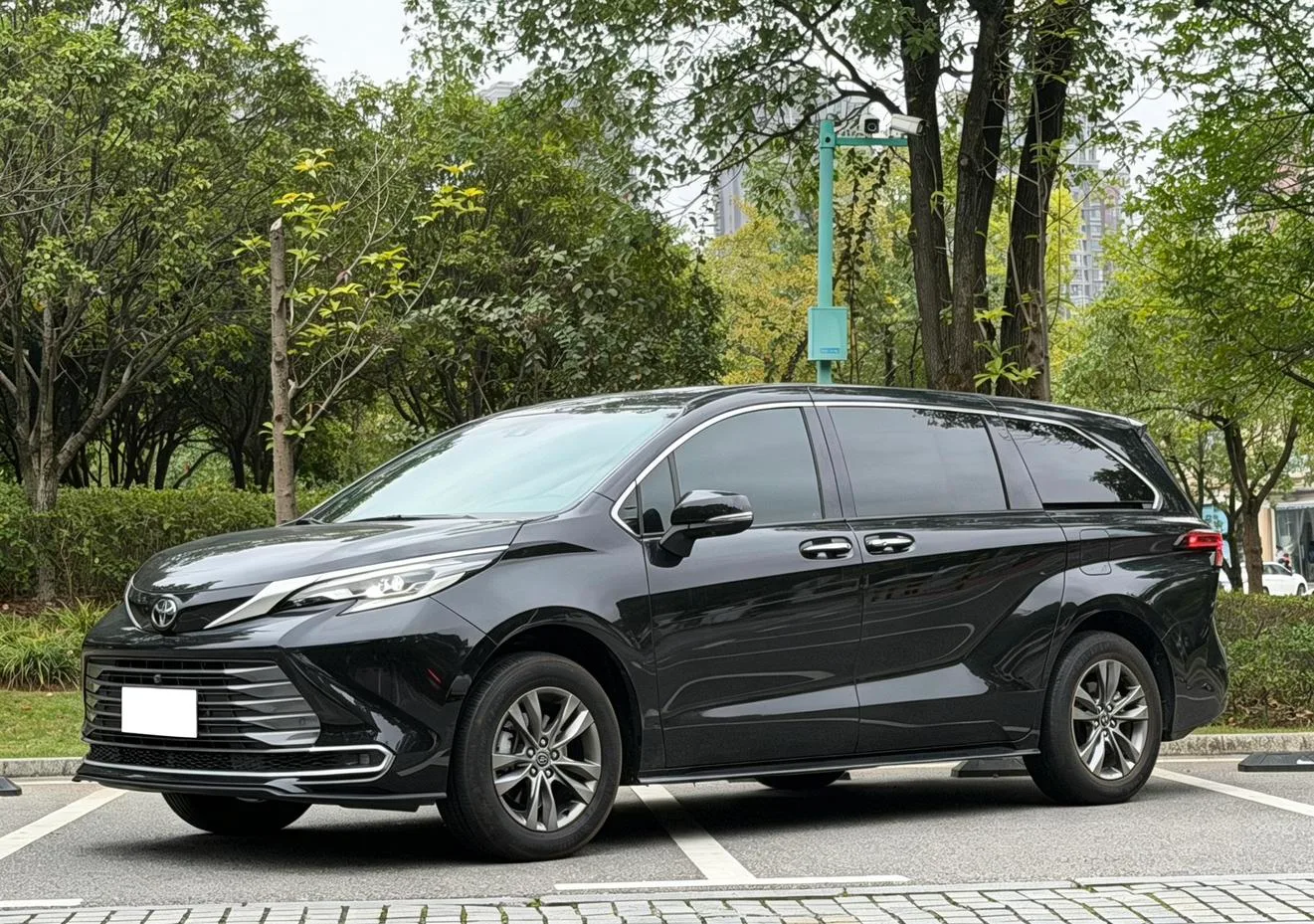Toyota Senna