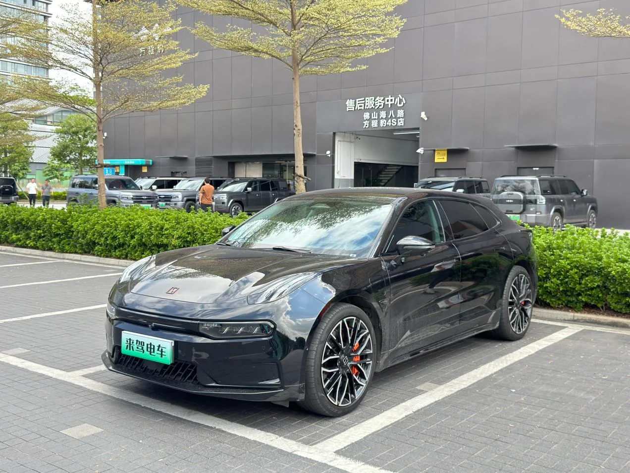 ZEEKR 001