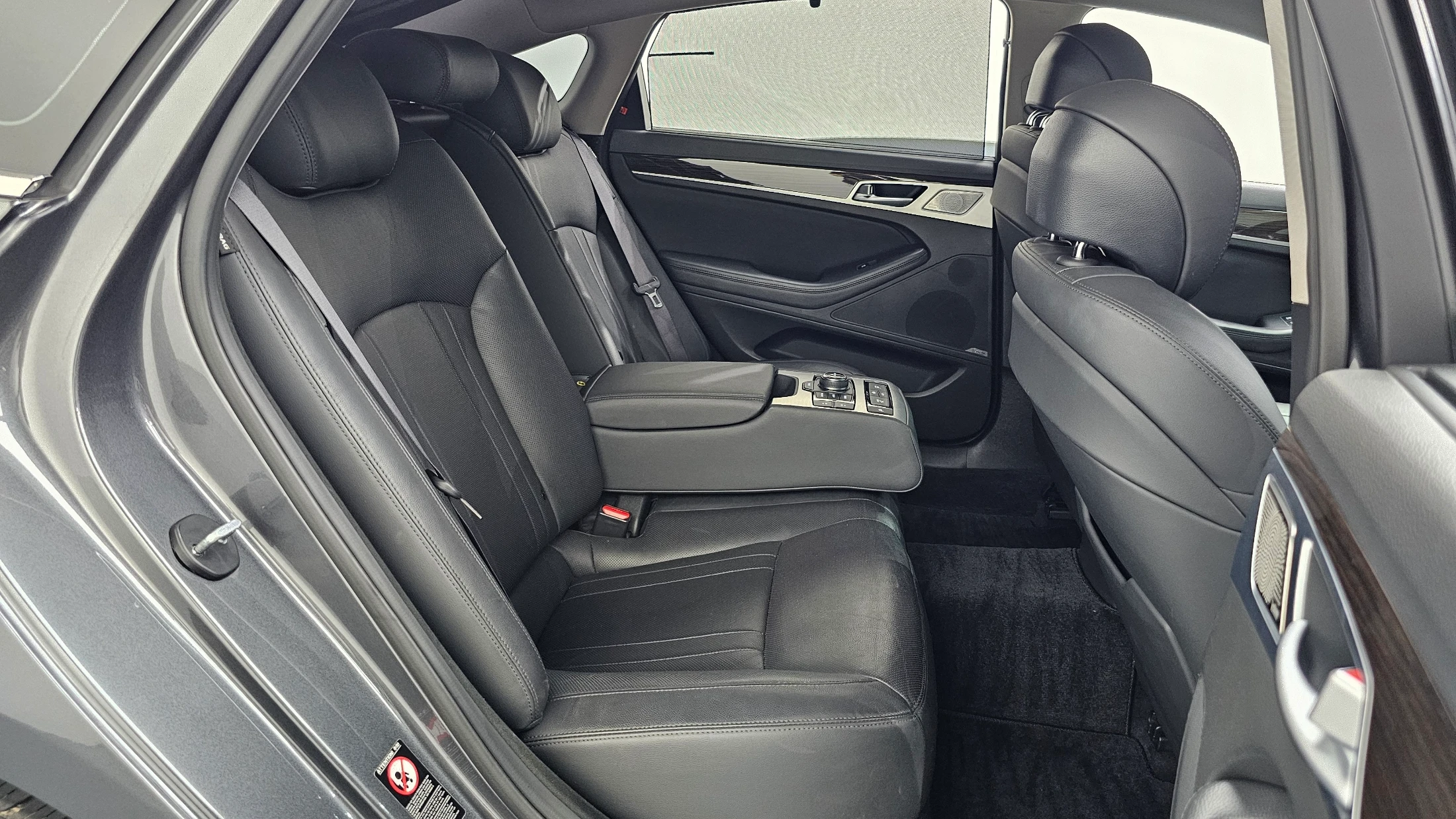 Genesis G80, 2017 — фото 12