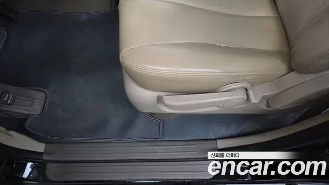 Kia Canival Carnival R, 2012 — фото 31