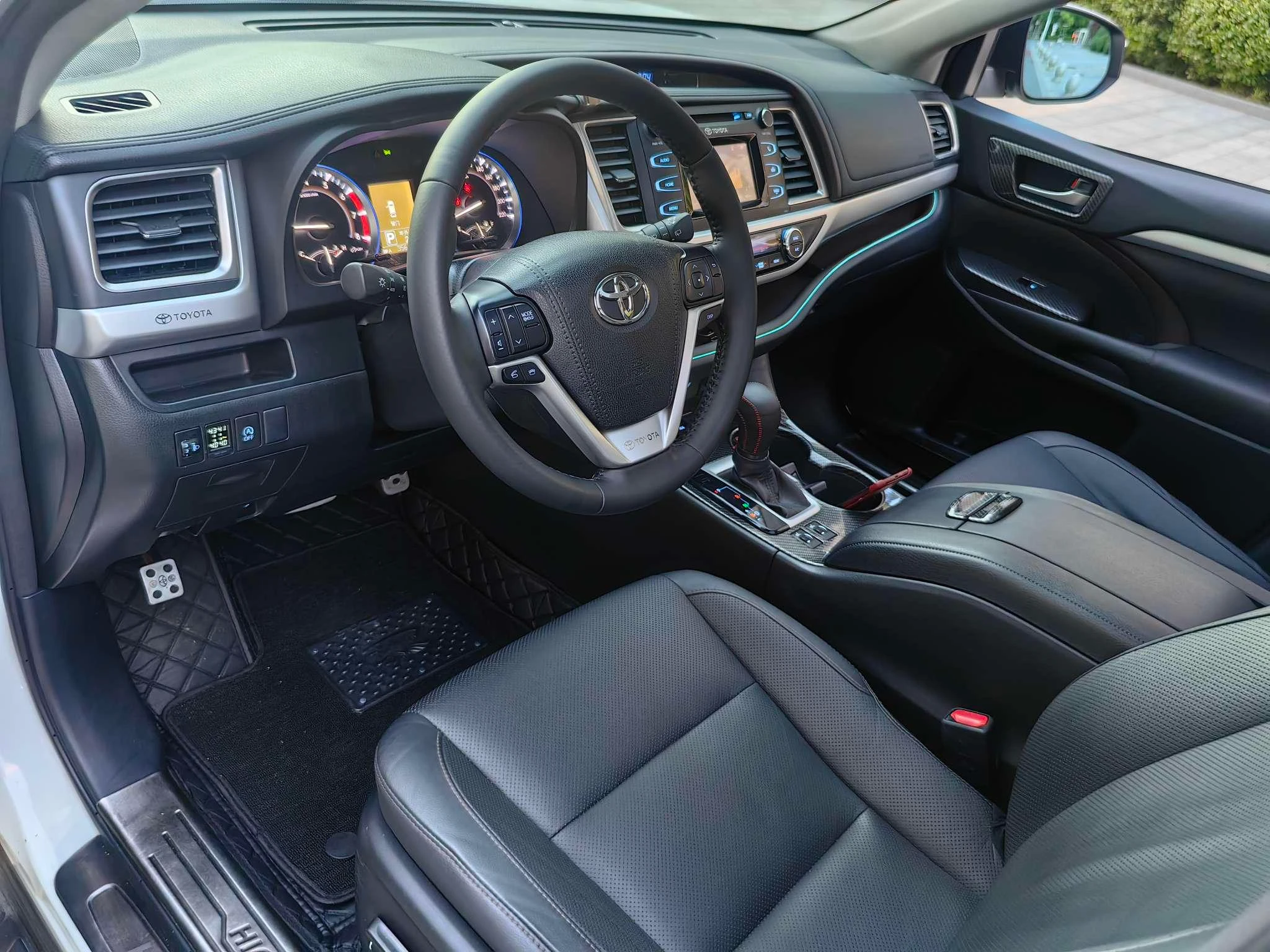 Toyota Highlander, 2015 — фото 15
