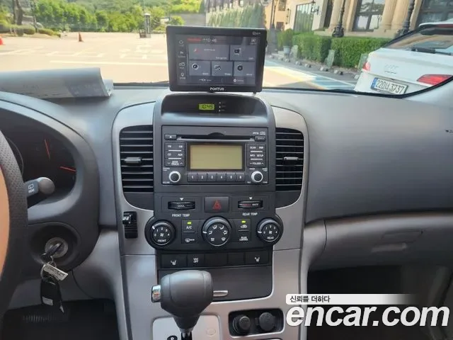 Kia Canival Carnival R, 2012 — фото 15