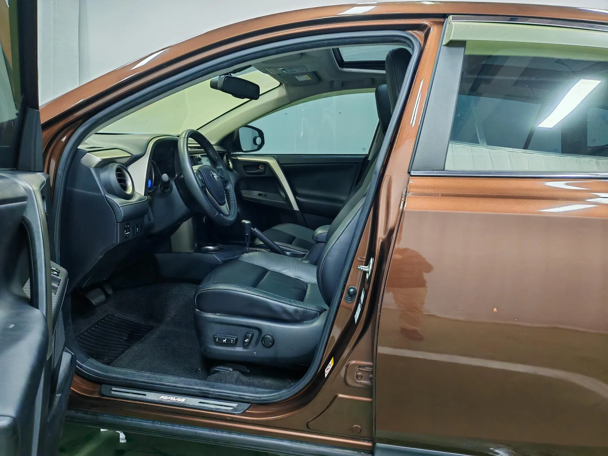 Toyota RAV4 Rongfang, 2015 — фото 12