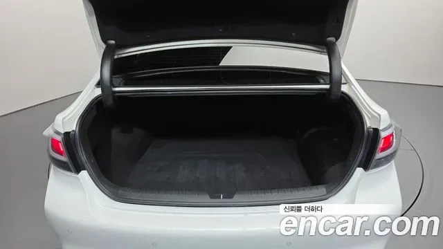 Hyundai Sonata LF Sonata Hybrid, 2016 — фото 20
