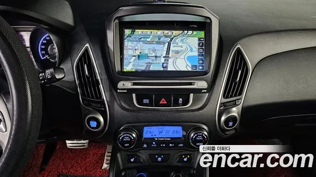 Hyundai Tucson ix, 2013 — фото 12