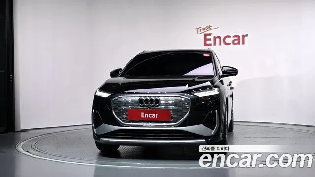 Audi Q4 E-Tron F4, 2025 — фото 3