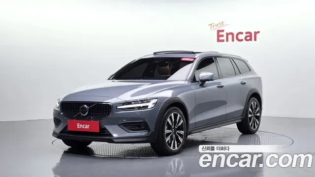 Volvo V60 cross -country