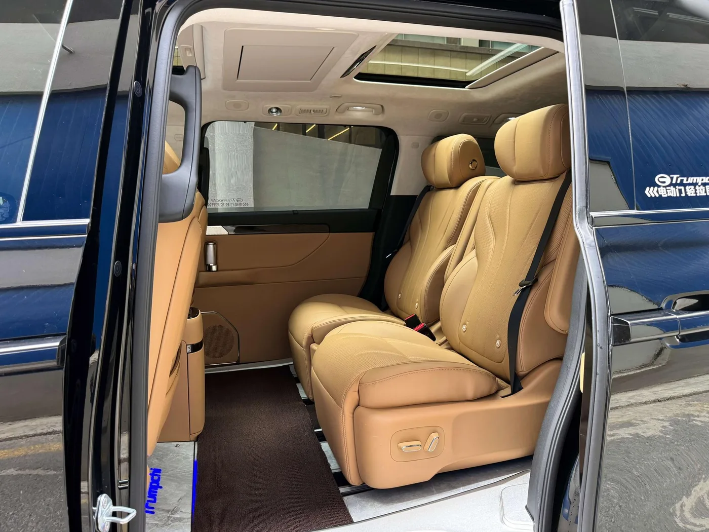 GAC Trumpchi Trumpchi E8 PHEV, 2026 — фото 10