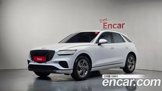 Genesis Gv70