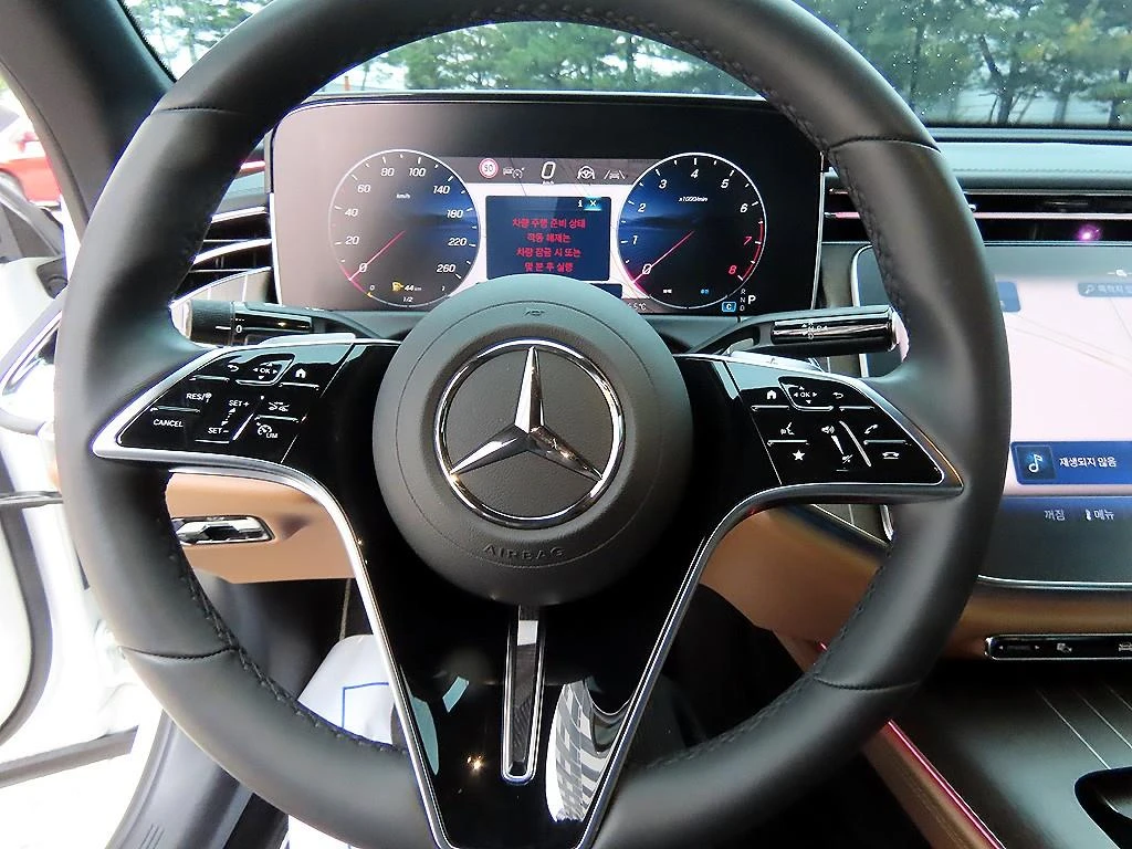 Mercedes-Benz E-Class W214, 2025 — фото 12