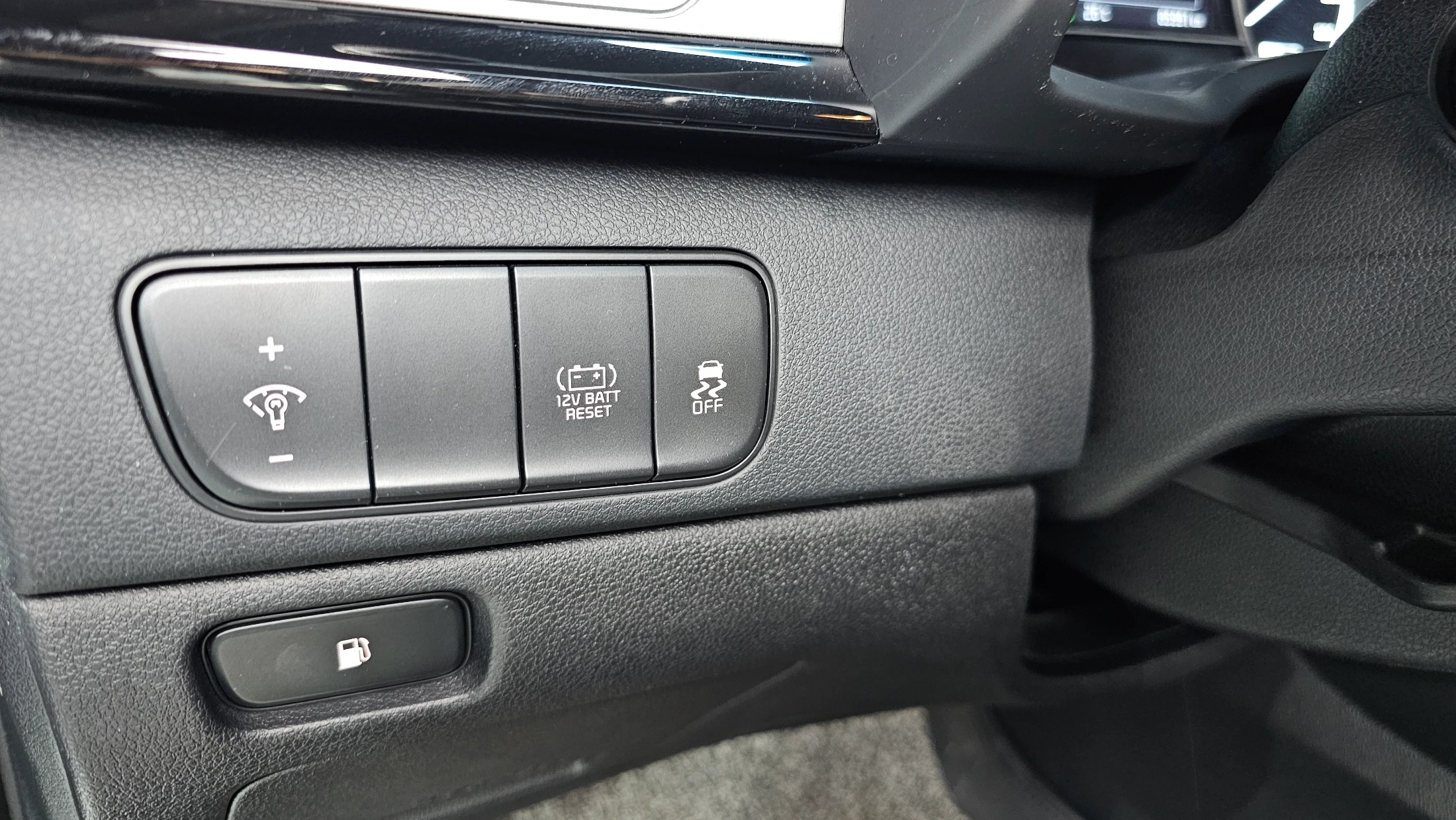 Kia Niro, 2017 — фото 14