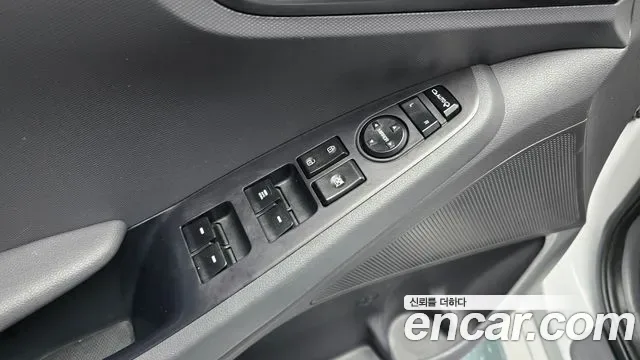 Hyundai Ioniq Ionic Electric, 2017 — фото 19