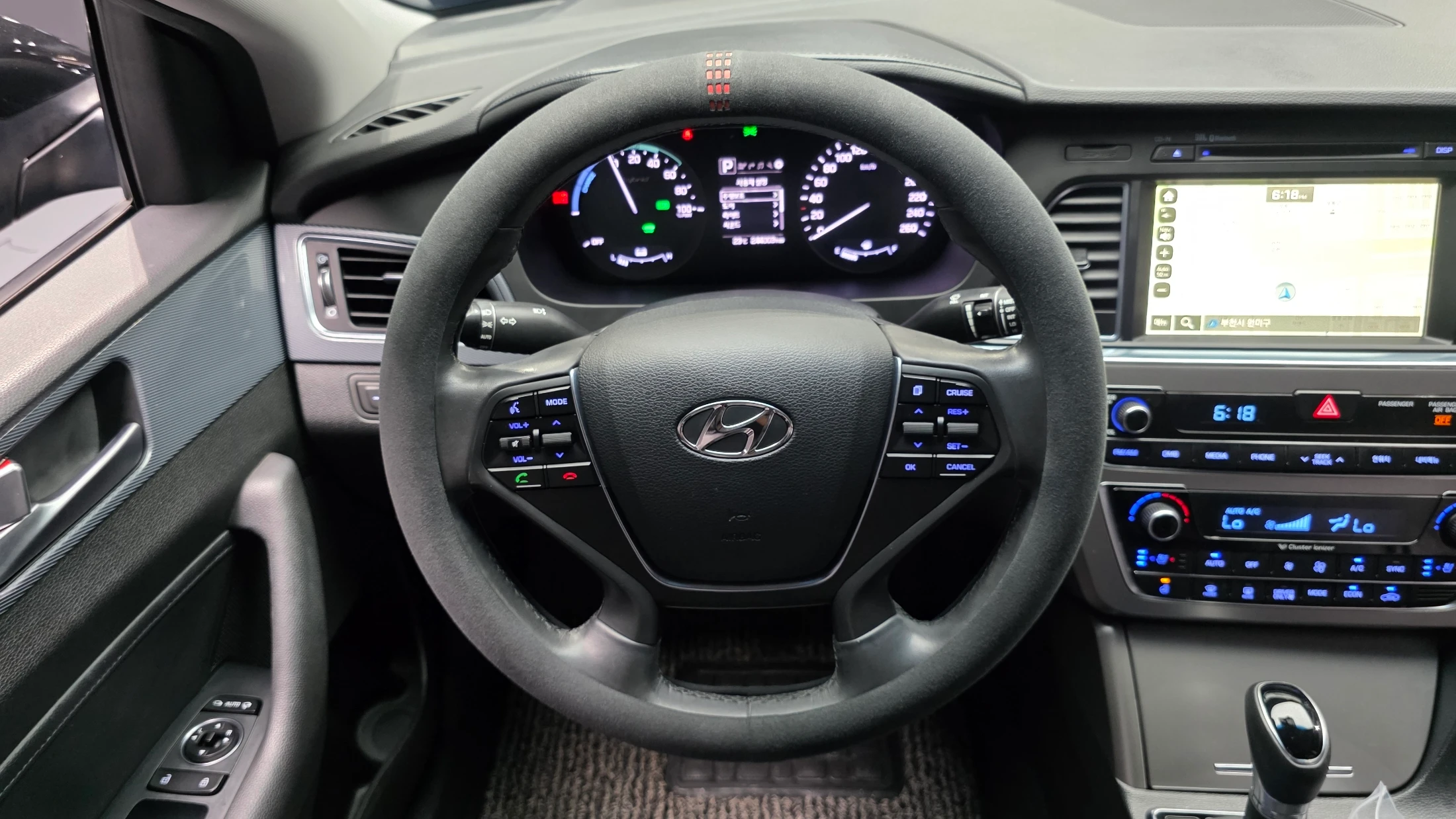 Hyundai Sonata LF Sonata Hybrid, 2017 — фото 13