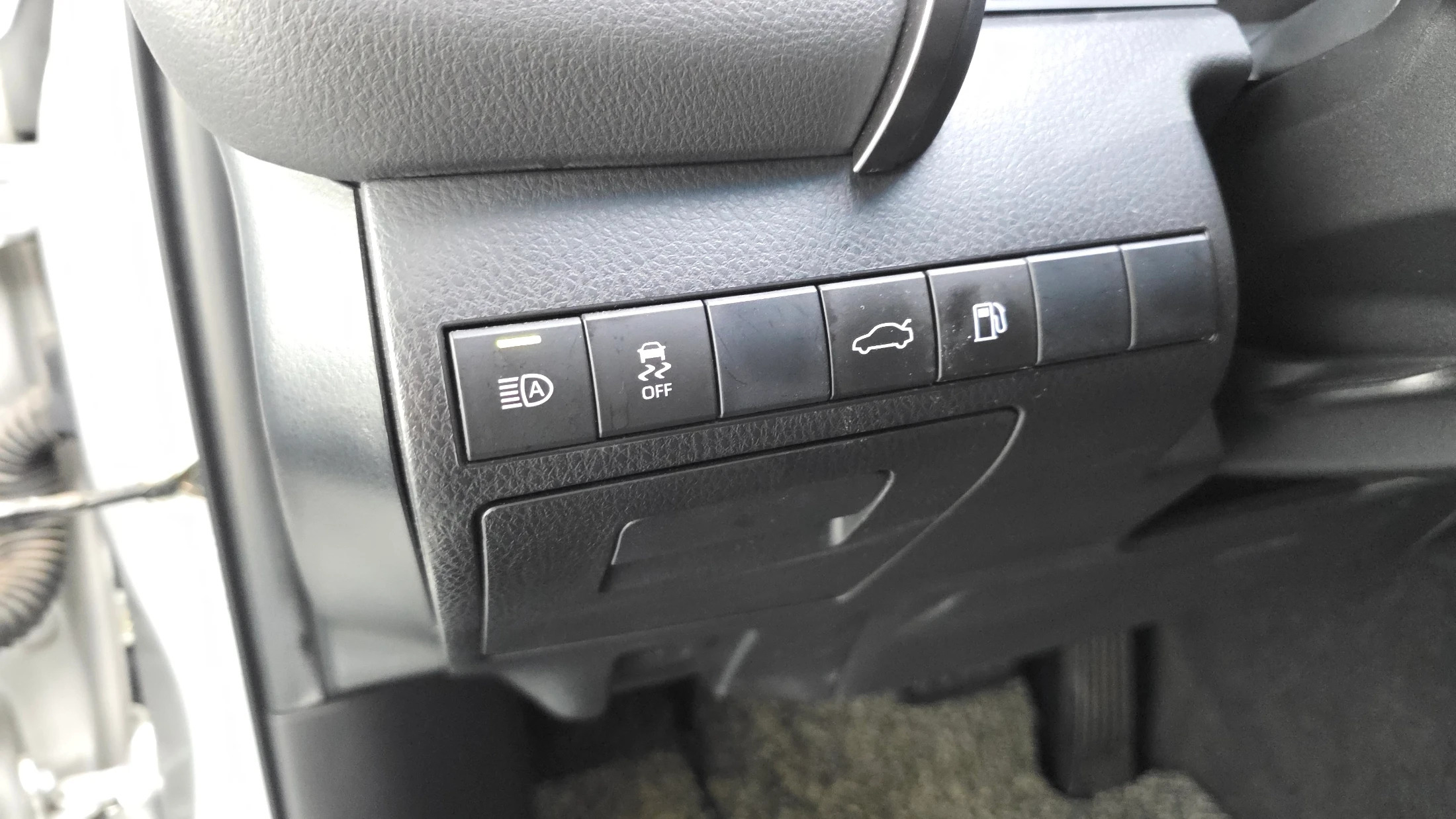 Toyota Camry xv70, 2018 — фото 17