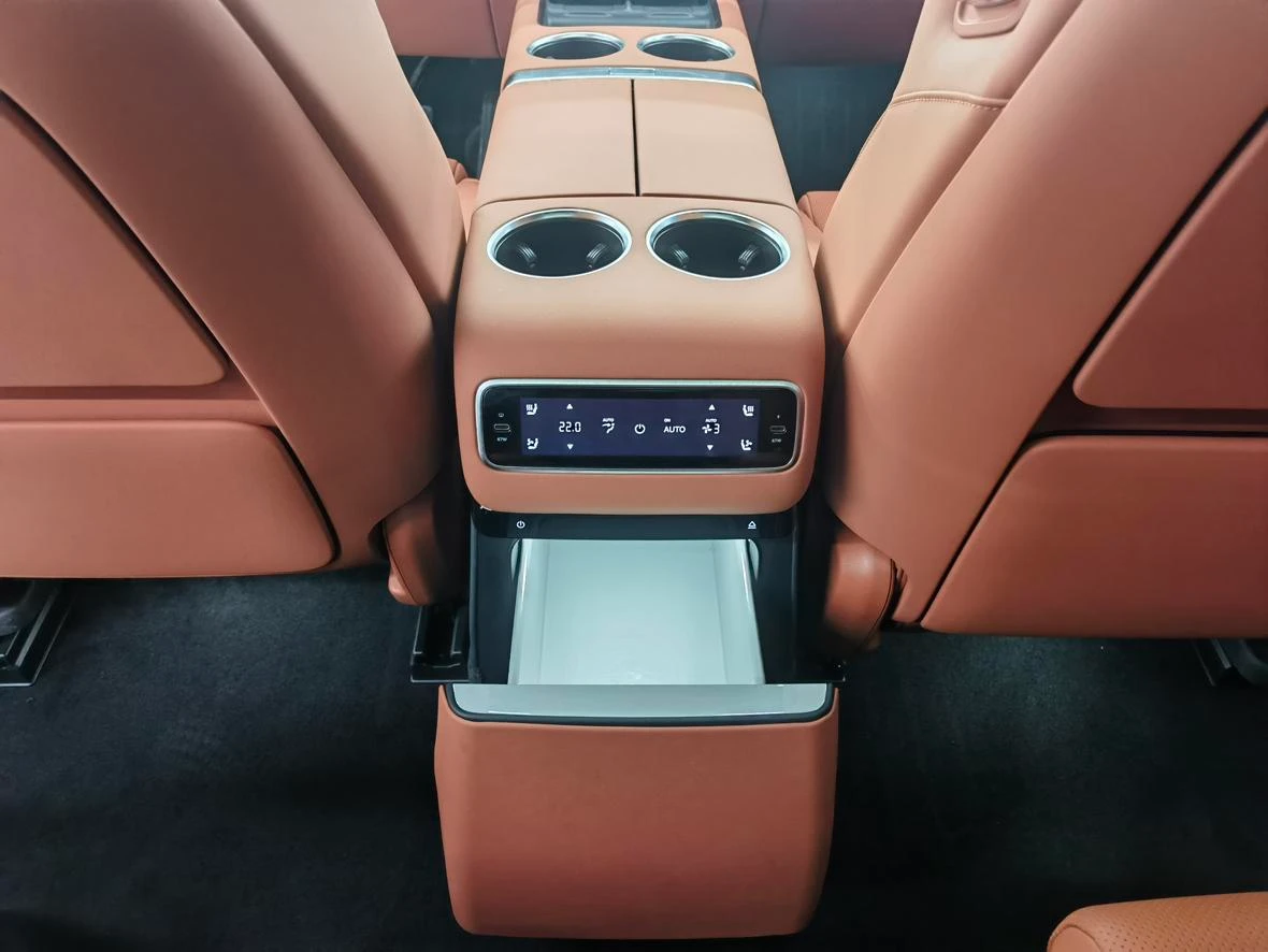Li Auto Ideal L9, 2025 — фото 10