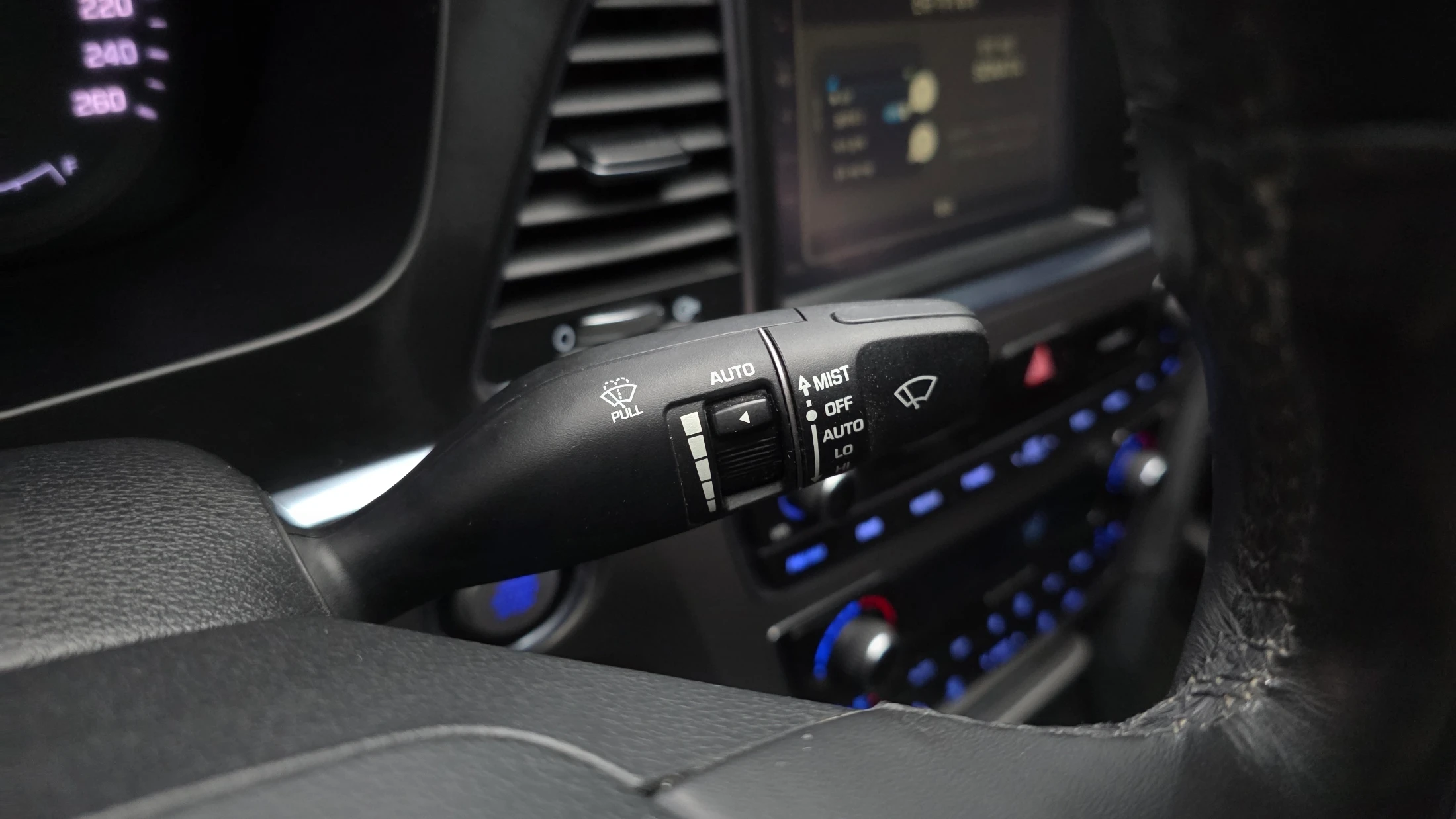 Hyundai Sonata LF Sonata, 2014 — фото 17