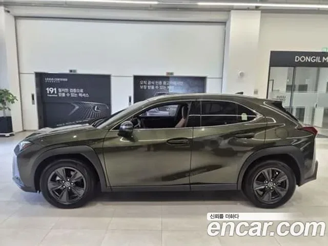 Lexus Ux UX300h, 2025 — фото 12