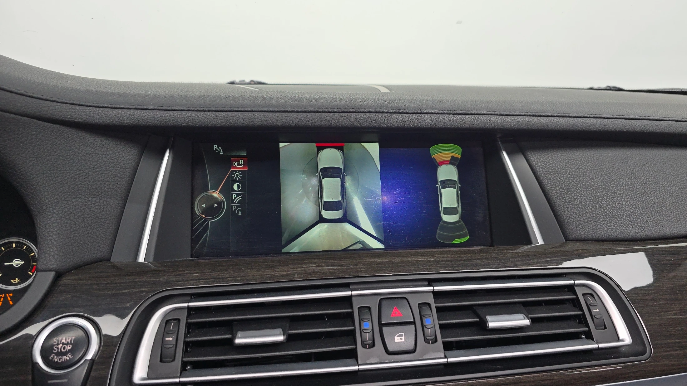 BMW 7-Series F01, 2014 — фото 14