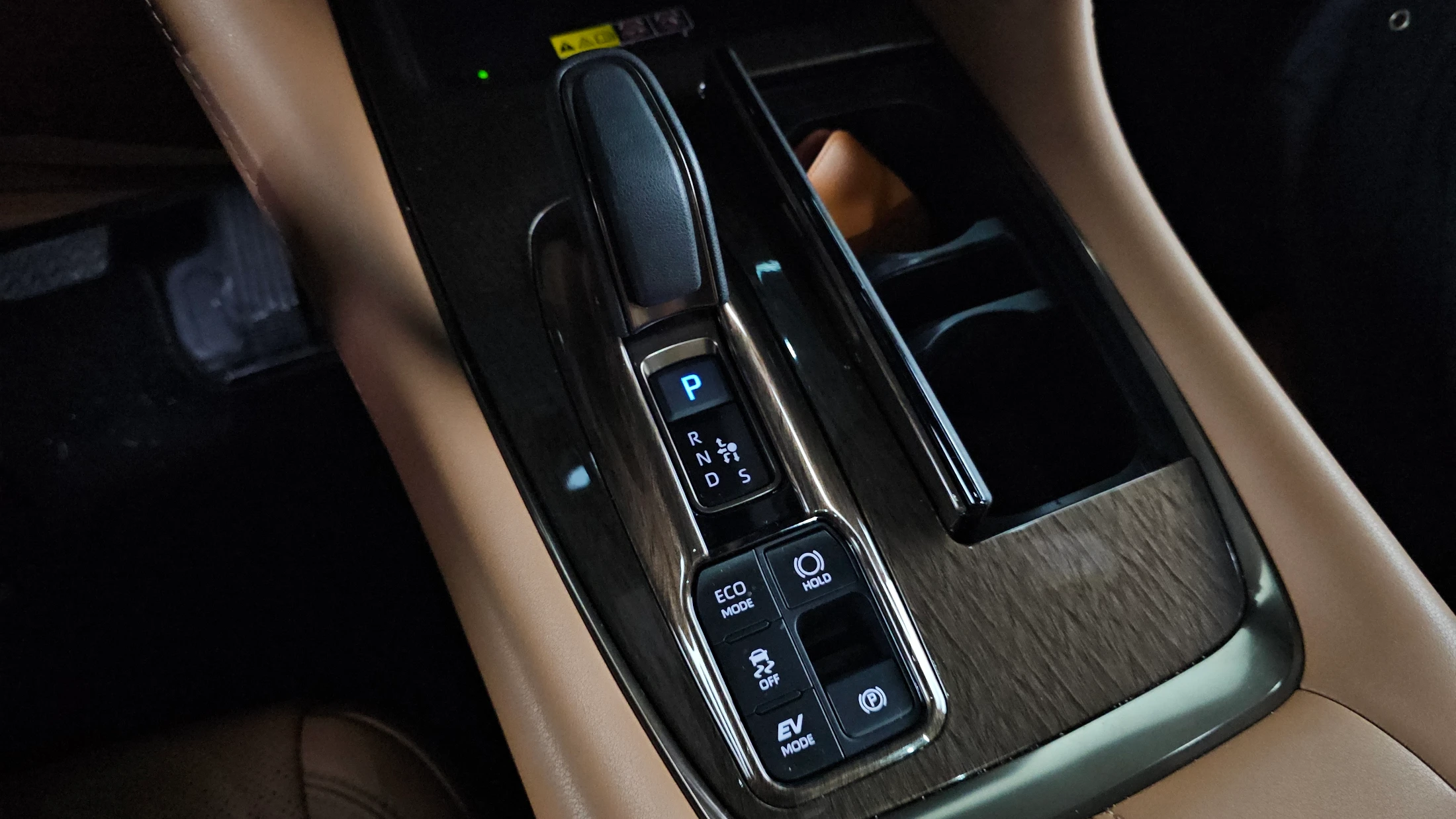 Toyota Alphard Alpad, 2025 — фото 9