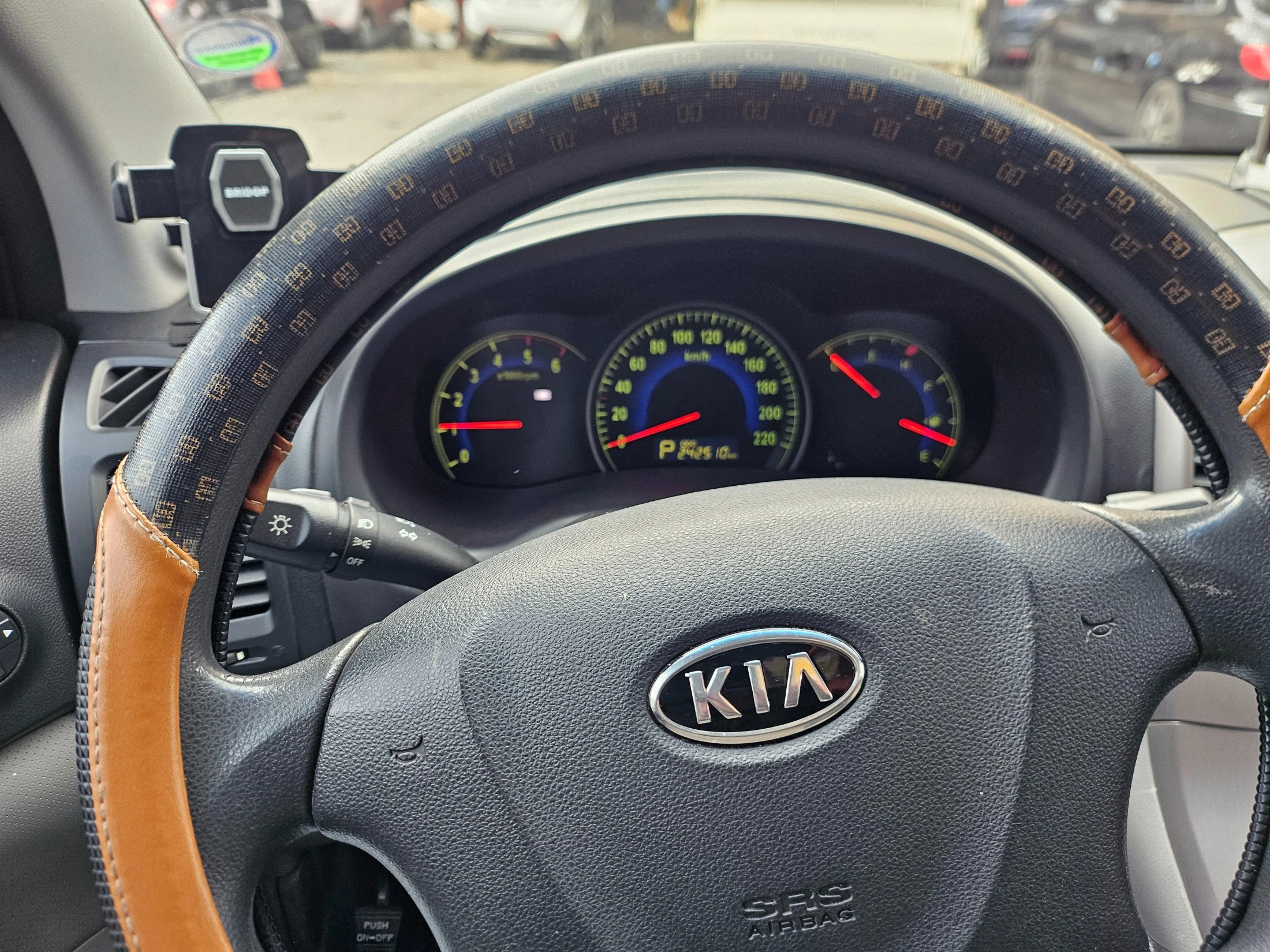 Kia Canival Carnival R, 2010 — фото 8