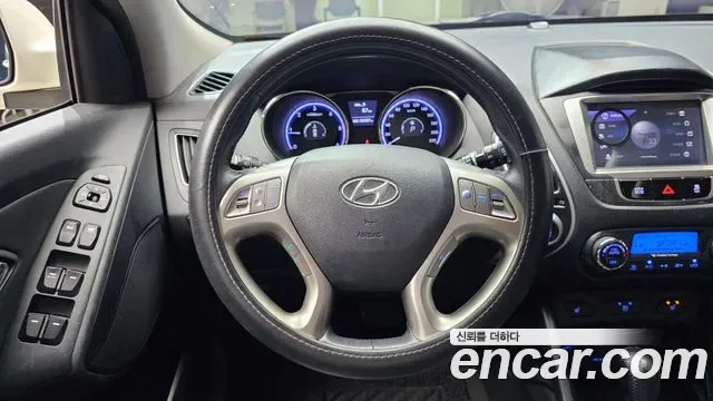 Hyundai Tucson ix, 2012 — фото 13