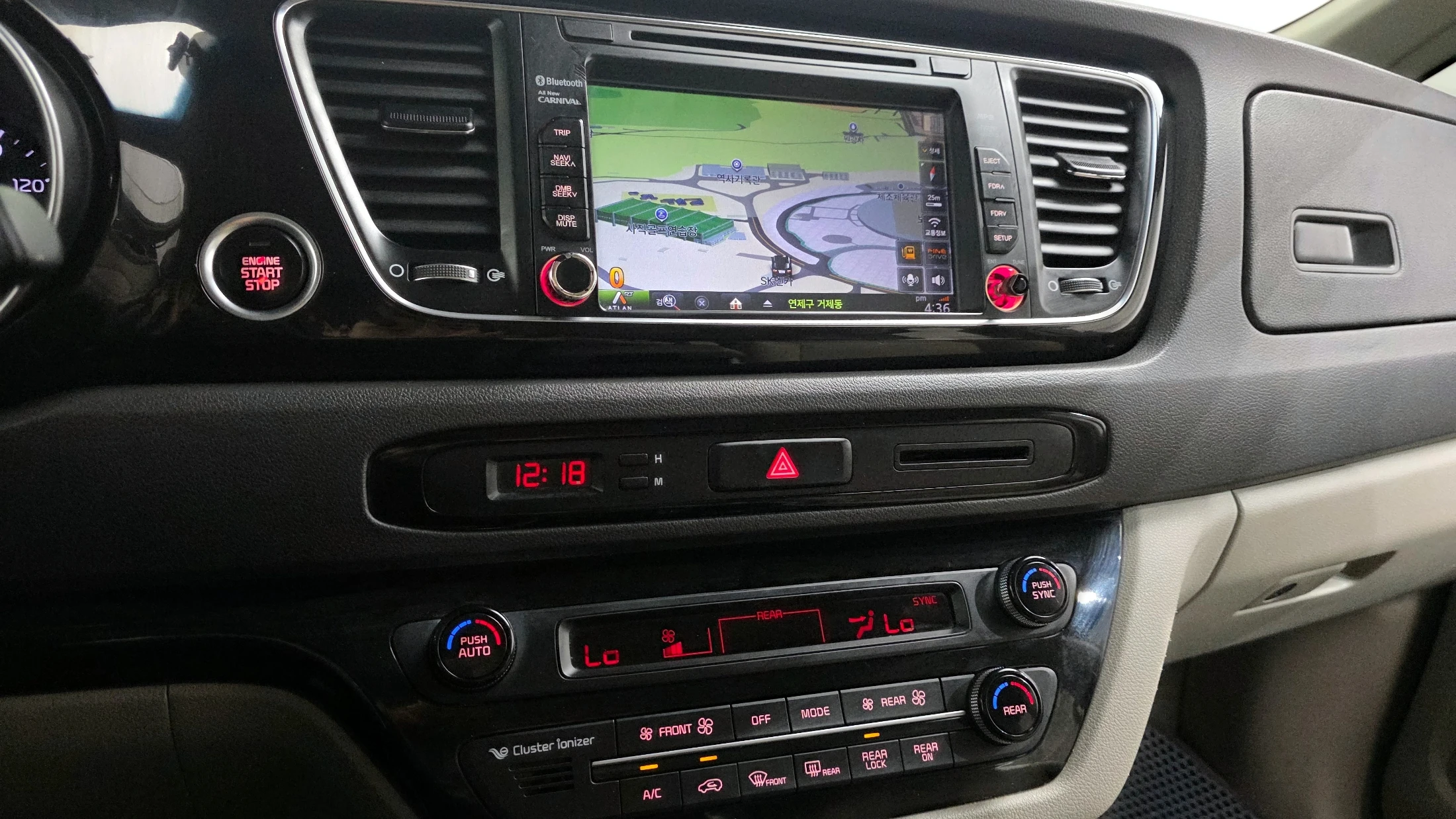 Kia Canival Carnival, 2014 — фото 13