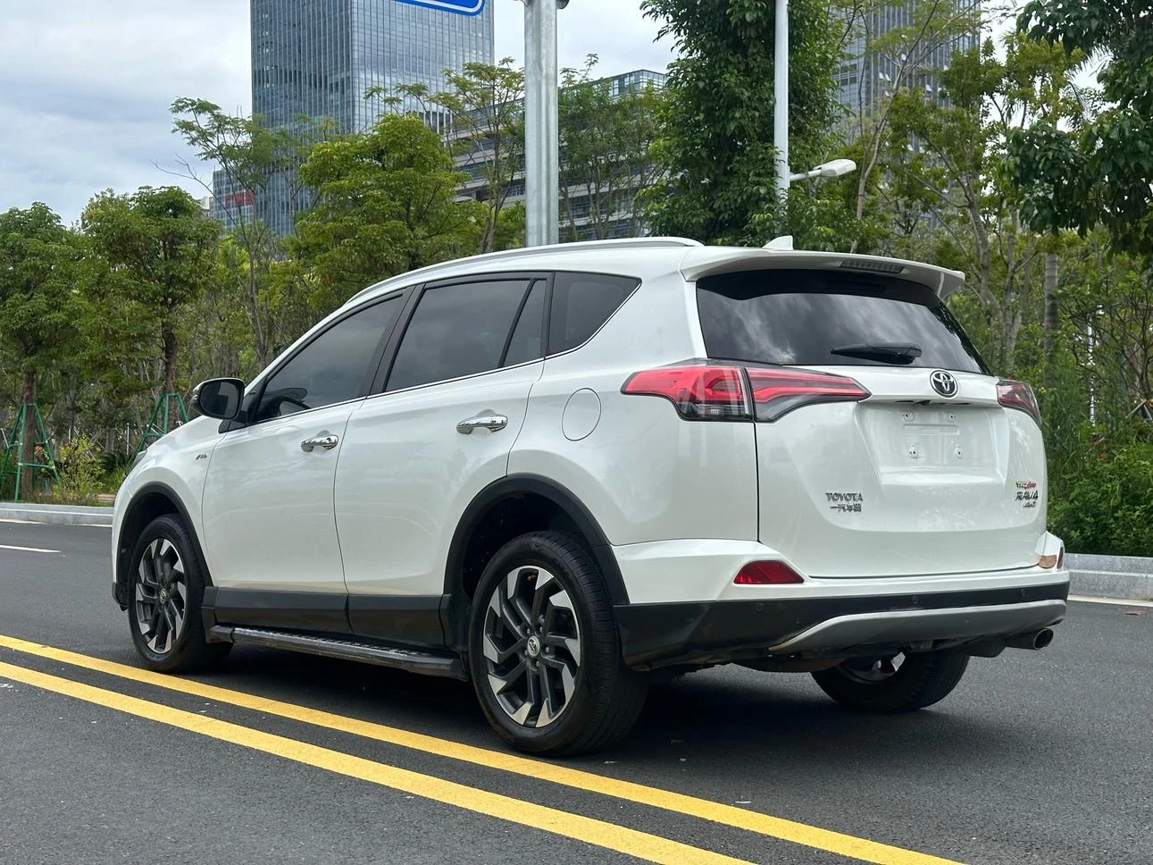 Toyota RAV4 Rongfang, 2016 — фото 4