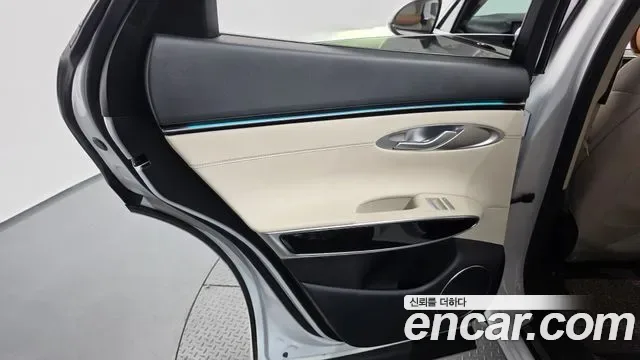 Genesis Gv70, 2025 — фото 25