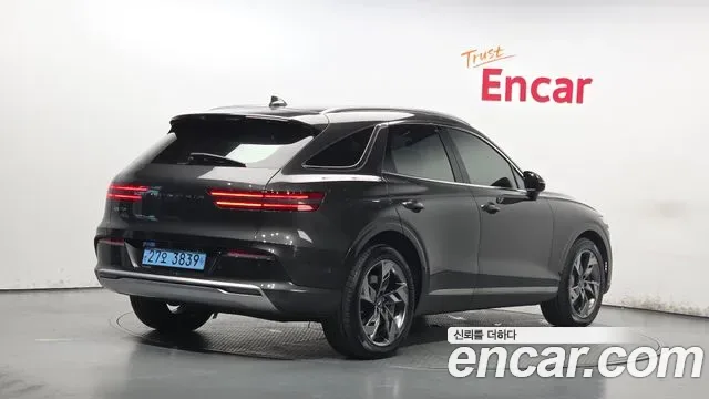 Genesis Gv70 Electric Fide GV70, 2022 — фото 2