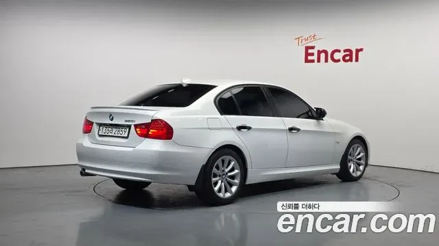 BMW 3-Series E90, 2010 — фото 2