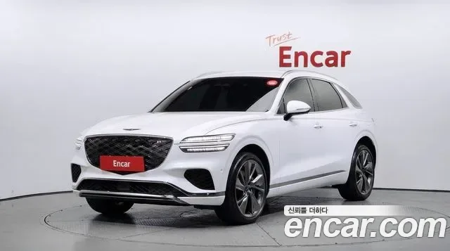 Genesis Gv70