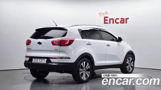 Kia Sportage, 2012 — фото 2
